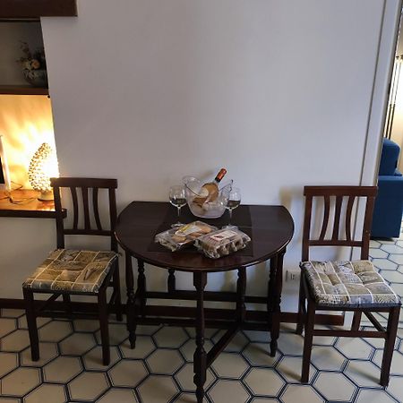 Casa Claudia ~ Rione Monti-Colosseo 罗马 外观 照片